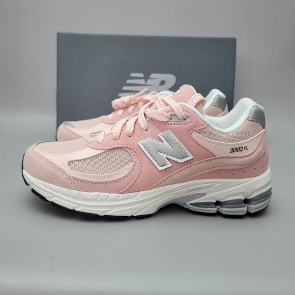 New Balance 2002R Pink Sand Sneakers GC2002SK GS Youth Size 4 Womens 5.5 - Picture 2 of 11